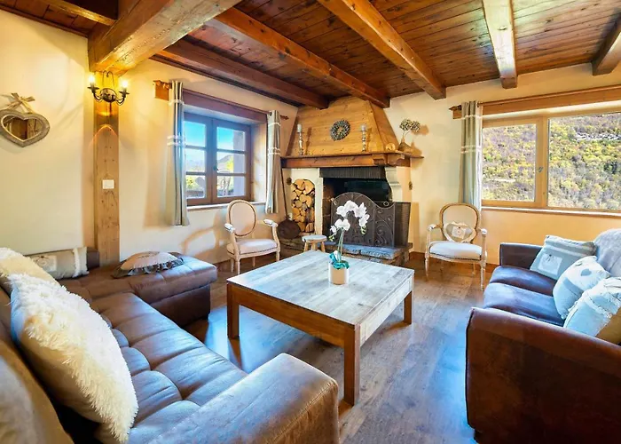 Alpehytte Magnifique Authentique Au Coeur Des 3 Vallees *