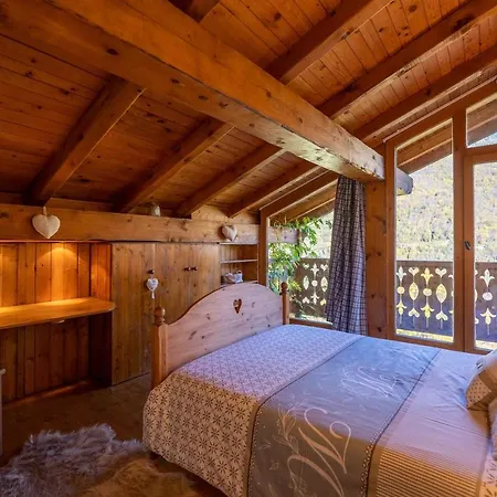 Magnifique Authentique Au Coeur Des 3 Vallees Chalet Courchevel